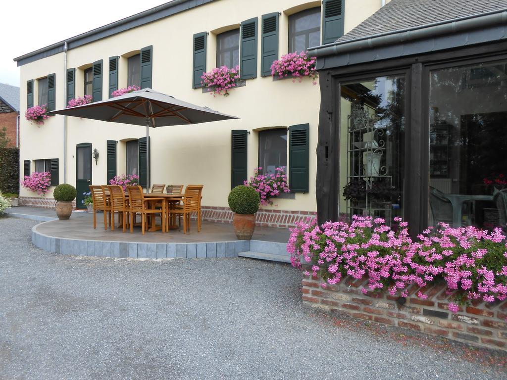 Le Bien-Aller Des Perets Hotel Saint-Hubert Exterior foto
