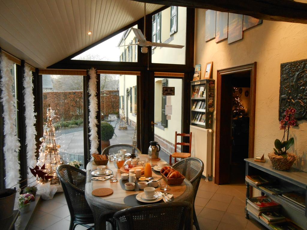 Le Bien-Aller Des Perets Hotel Saint-Hubert Exterior foto